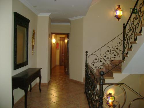 Santa Cruz Hotel Los Palacios Y Villafranca Buitenkant foto
