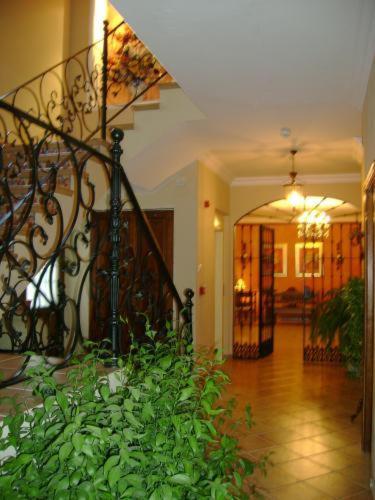 Santa Cruz Hotel Los Palacios Y Villafranca Buitenkant foto